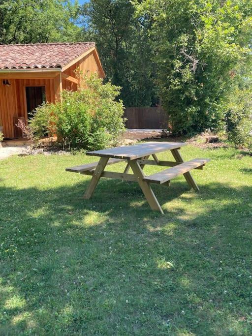 Lodge La Courrege Larche  Extérieur photo